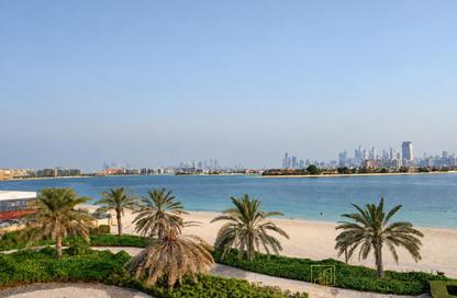 Apartment - 3 - 4 for rent in Sarai Apartments - The Crescent - Palm Jumeirah - Dubai