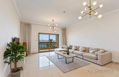 Apartment - 3 - 4 for rent in Sarai Apartments - The Crescent - Palm Jumeirah - Dubai