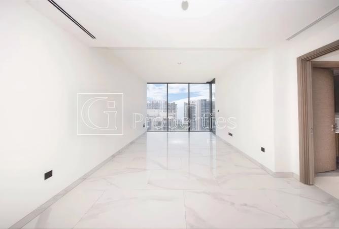 Waterfront 1BR | Stunning Views | Best Deal photo 3