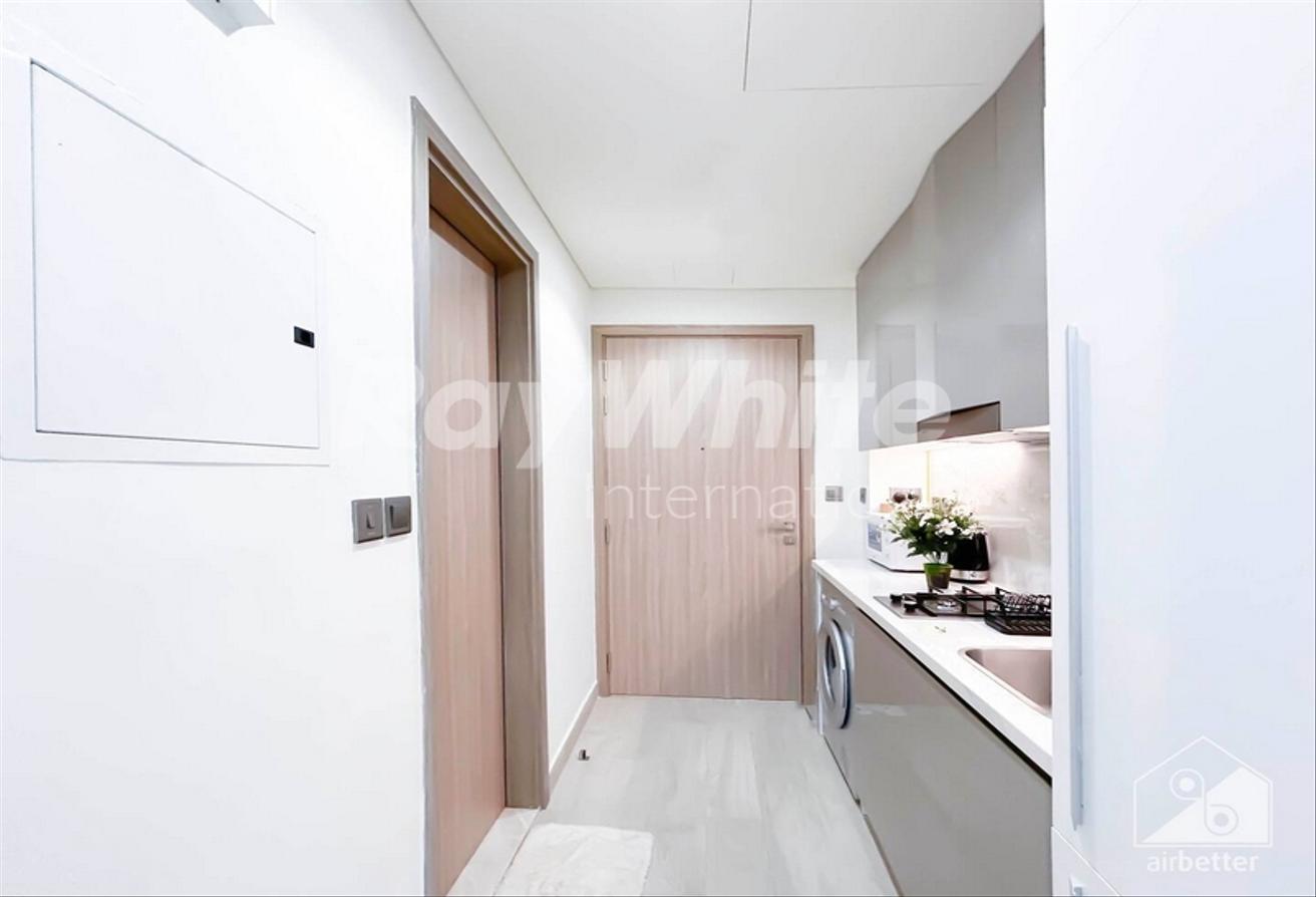 Modern Studio | Fully Furnished | Spacious Layout photo 13