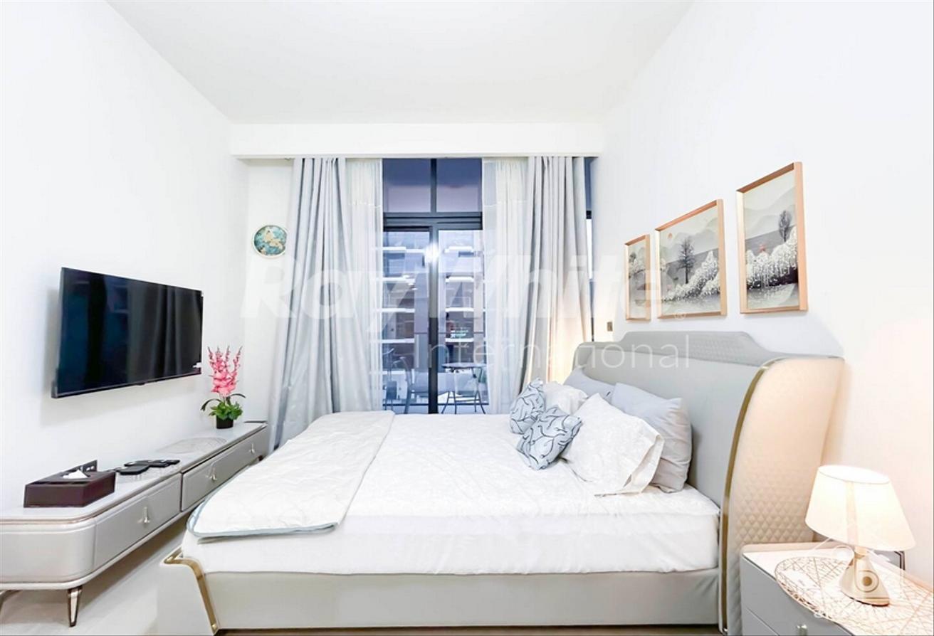 Modern Studio | Fully Furnished | Spacious Layout photo 5