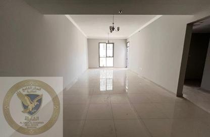 Apartment - 2 Bedrooms - 3 Bathrooms for rent in Al Khan Lagoon Tower - Al Khan Lagoon - Al Khan - Sharjah Apartment - 2 Bedrooms - 3 Bathrooms for rent in Al Khan Lagoon Tower - Al Khan Lagoon - Al Khan - Sharjah