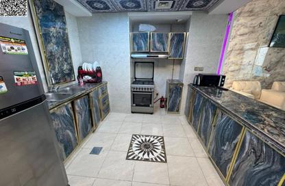 Apartment - 2 Bedrooms - 2 Bathrooms for rent in Corniche Tower - Ajman Corniche Road - Ajman