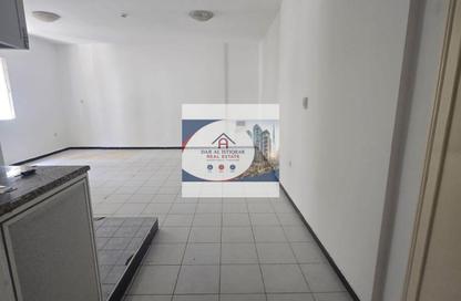 Apartment - Studio - 1 Bathroom for rent in Abu Shagara building - Abu shagara - Sharjah Apartment - Studio - 1 Bathroom for rent in Abu Shagara building - Abu shagara - Sharjah