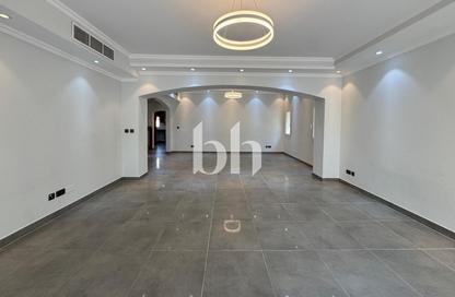 Villa - 4 Bedrooms - 4 Bathrooms for rent in Meadows 9 - Meadows - Dubai