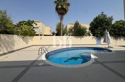 Villa - 4 Bedrooms - 4 Bathrooms for rent in Meadows 9 - Meadows - Dubai