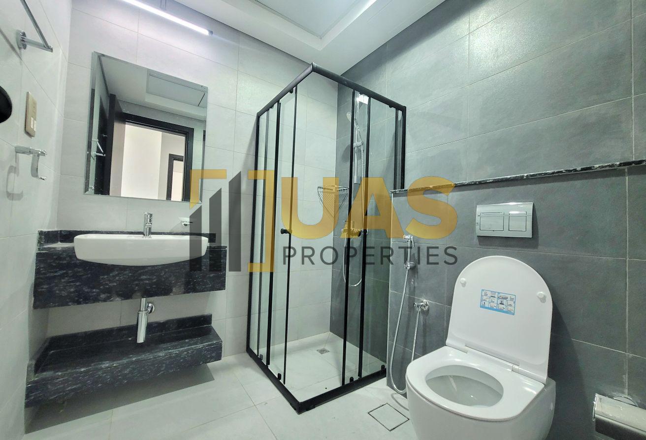 Spacious Unit | Luxury 1BHK | Prime Location photo 5