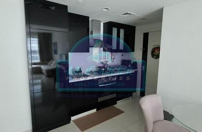 Apartment - Studio - 1 Bathroom for rent in Waters Edge - Business Bay - Dubai