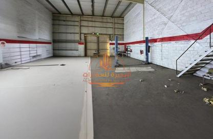 Warehouse - Studio - 3 Bathrooms for rent in Industrial Area 2 - Sharjah Industrial Area - Sharjah