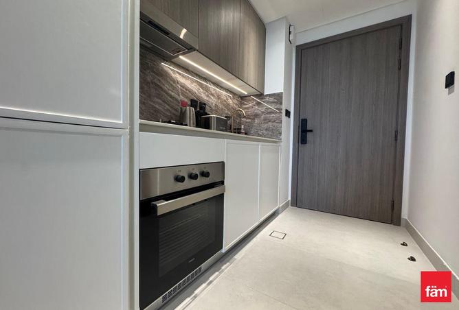 77797851 - Property Image 3