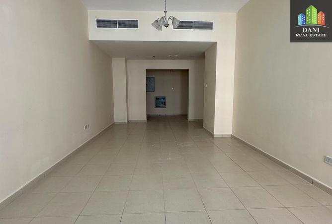 54511395 - صورة العقار 2