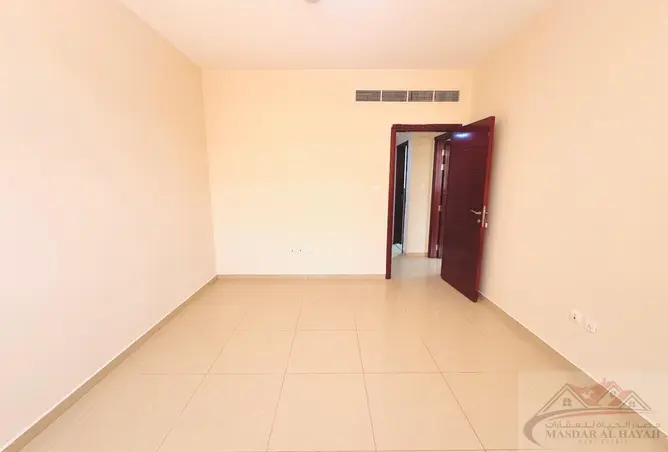 128821137 - Property Image 2