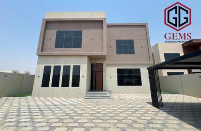 Villa - 5 Bedrooms - 6 Bathrooms for rent in Al Aweer 1 - Al Aweer - Dubai