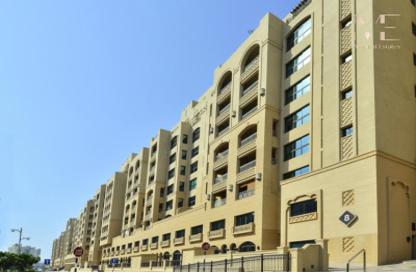 Apartment - 2 - 4 for rent in Golden Mile 9 - Golden Mile - Palm Jumeirah - Dubai