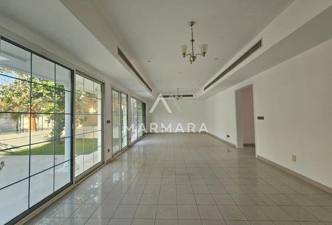 54951188 - Property Image 2