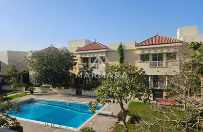 Villa - 4 Bedrooms - 5 Bathrooms for rent in Umm Suqeim 2 Villas - Umm Suqeim 2 - Umm Suqeim - Dubai