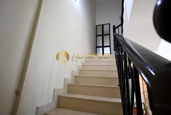 81120253 - Property Image 2