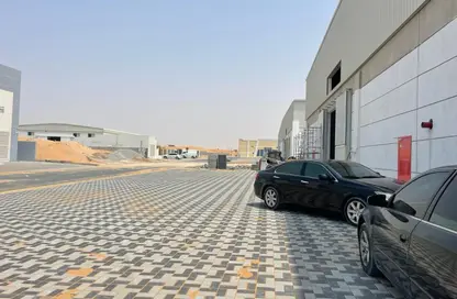 مستودع - استوديو - 2 حمامات للايجار في أم الثعوب - أم القيوين