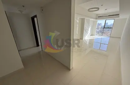 Apartment - 2 Bedrooms - 2 Bathrooms for rent in Zee Zee Tower - Al Barsha 1 - Al Barsha - Dubai