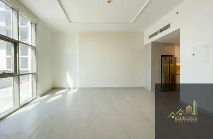 شقة - غرفة نوم - 2 حمامات للبيع في ماج 330 - سيتي أوف أرابيا - دبي