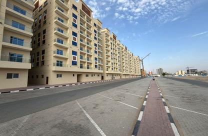 Apartment - 1 Bedroom - 2 Bathrooms for sale in Al Amira Village - Al Yasmeen - Ajman