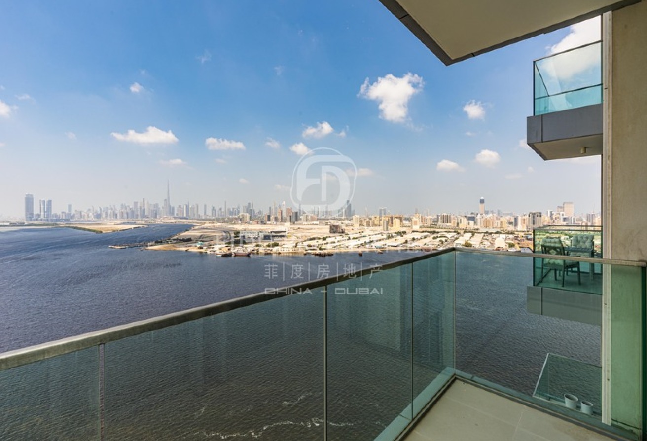 Sea and Burj Khalifa View | Vacant | Exclusive