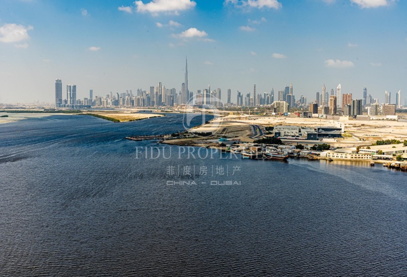 Sea and Burj Khalifa View | Vacant | Exclusive