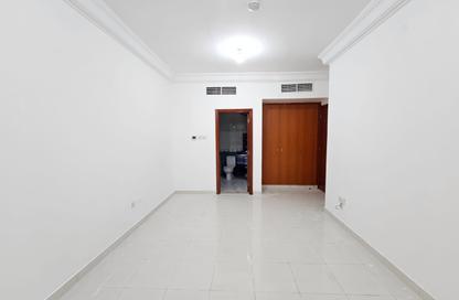 Apartment - 2 - 3 for rent in Ibtikar 2 - Al Majaz 2 - Al Majaz - Sharjah