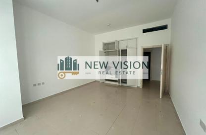 Apartment - 2 - 3 for rent in Al Majaz 1 - Al Majaz - Sharjah