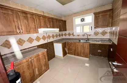 Apartment - 1 Bedroom - 2 Bathrooms for rent in Muwaileh 29 Building - Muwaileh - Sharjah