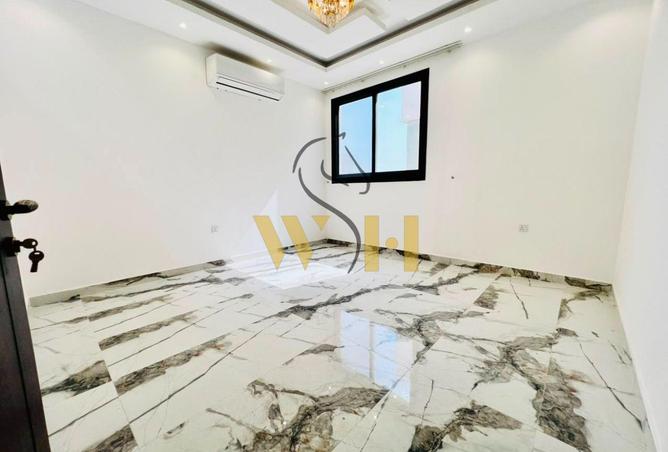 127495443 - Property Image 3