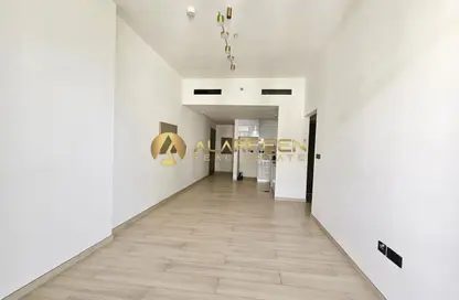 شقة - 2 غرف نوم - 2 حمامات للايجار في بن غاطي لونا - الضاحية 12 - قرية جميرا الدائرية - دبي