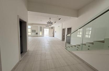 Villa - 5 Bedrooms - 6 Bathrooms for rent in Al Azra - Al Riqqa - Sharjah
