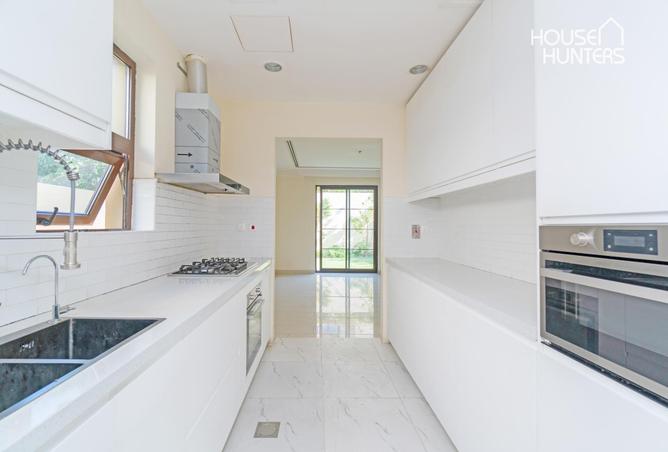 Exclusive | Upgraded Kitchen | Vacant Dec | Type 2