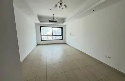 Apartment - 1 Bedroom - 2 Bathrooms for rent in Al Khan Corniche - Al Khan - Sharjah