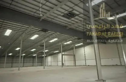 مستودع - استوديو - 1 حمام للايجار في أم الثعوب - أم القيوين