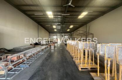 Warehouse - Studio - 1 Bathroom for rent in Building 12 - Dubai Investment Park 2 (DIP 2) - Dubai Investment Park (DIP) - Dubai