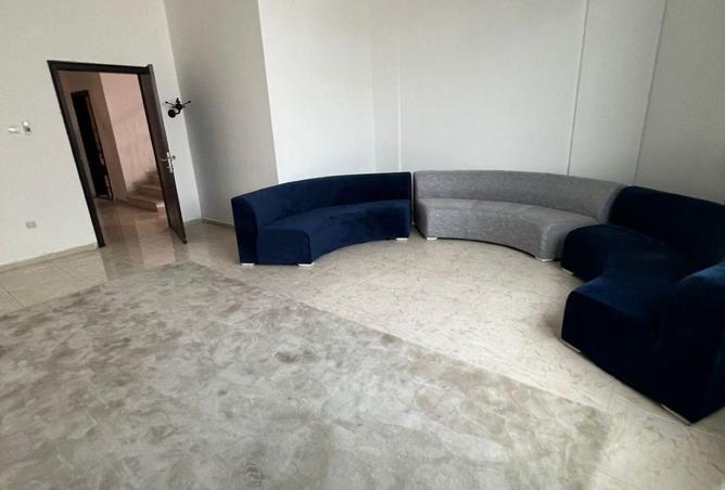 89216100 - Property Image 2