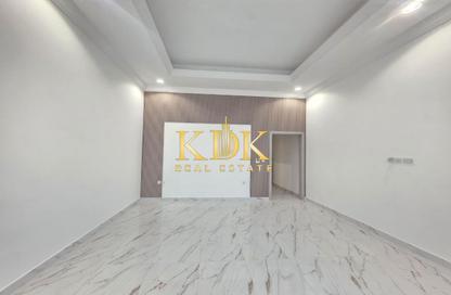 Villa - 5 Bedrooms - 7+ Bathrooms for rent in Nad Al Sheba 1 - Nad Al Sheba - Dubai