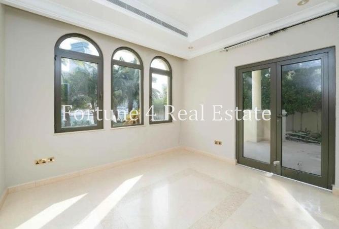 70287348 - Property Image 3