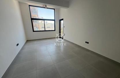 Apartment - Studio - 1 Bathroom for rent in Burj Residence 2 - District 10 - Jumeirah Village Circle - Dubai