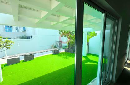 Villa - 4 - 5 for rent in 32 Villas - Dubai Media City - Dubai Villa - 4 - 5 for rent in 32 Villas - Dubai Media City - Dubai