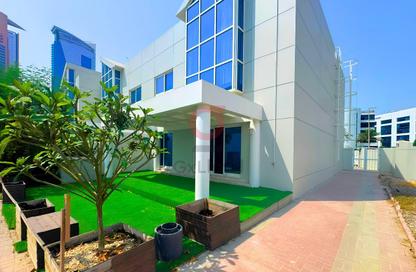 Villa - 4 - 5 for rent in 32 Villas - Dubai Media City - Dubai Villa - 4 - 5 for rent in 32 Villas - Dubai Media City - Dubai