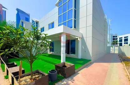 Villa - 4 Bedrooms - 5 Bathrooms for rent in 32 Villas - Dubai Media City - Dubai Villa - 4 Bedrooms - 5 Bathrooms for rent in 32 Villas - Dubai Media City - Dubai