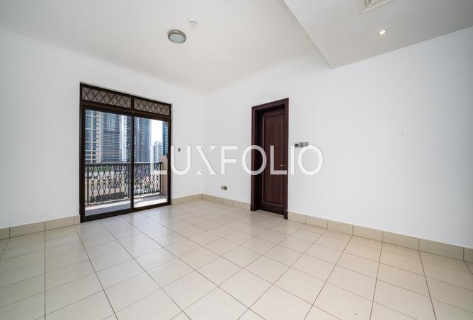 70271083 - صورة العقار 2