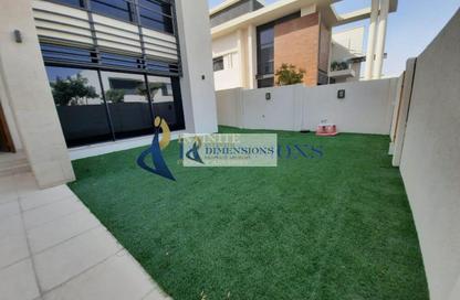 Villa - 4 Bedrooms - 7 Bathrooms for sale in West Yas - Yas Island - Abu Dhabi