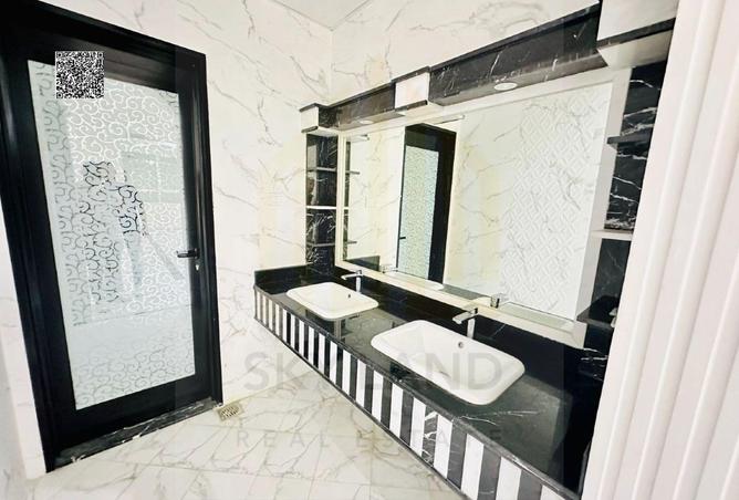 88767487 - Property Image 3