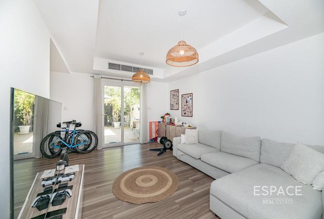 62471629 - Property Image 2