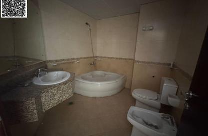 Apartment - 2 Bedrooms - 3 Bathrooms for rent in Al Majaz 2 - Al Majaz - Sharjah