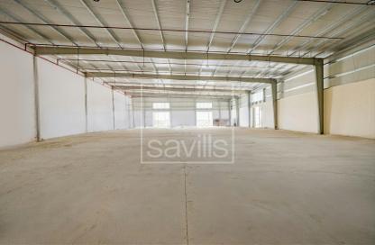 Warehouse - Studio for rent in Al Sajaa - Sharjah